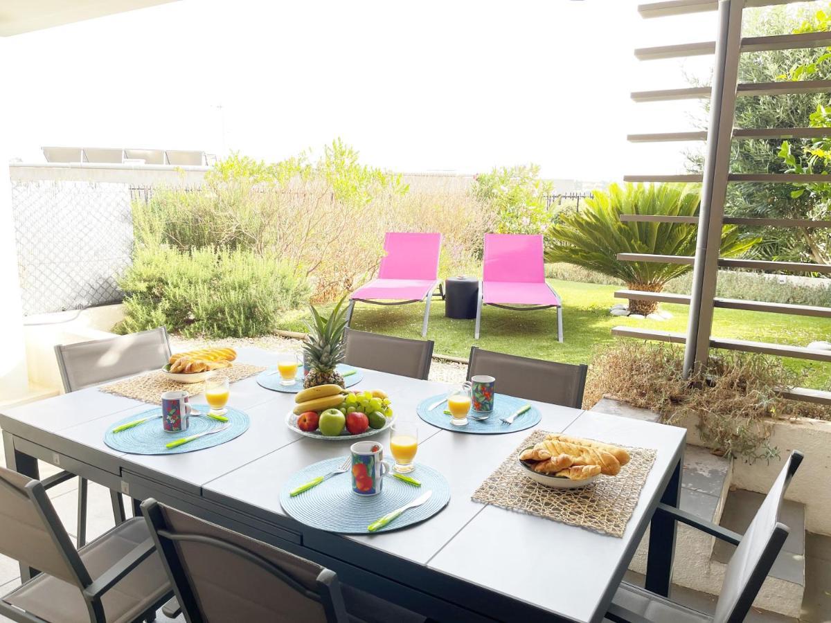 Tres Bel Appartement -Residence Avec Piscine Sur Le Toit Et Vue Panoramique Saint-Raphaël Exteriör bild